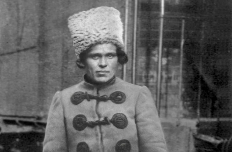 умер Нестор Махно