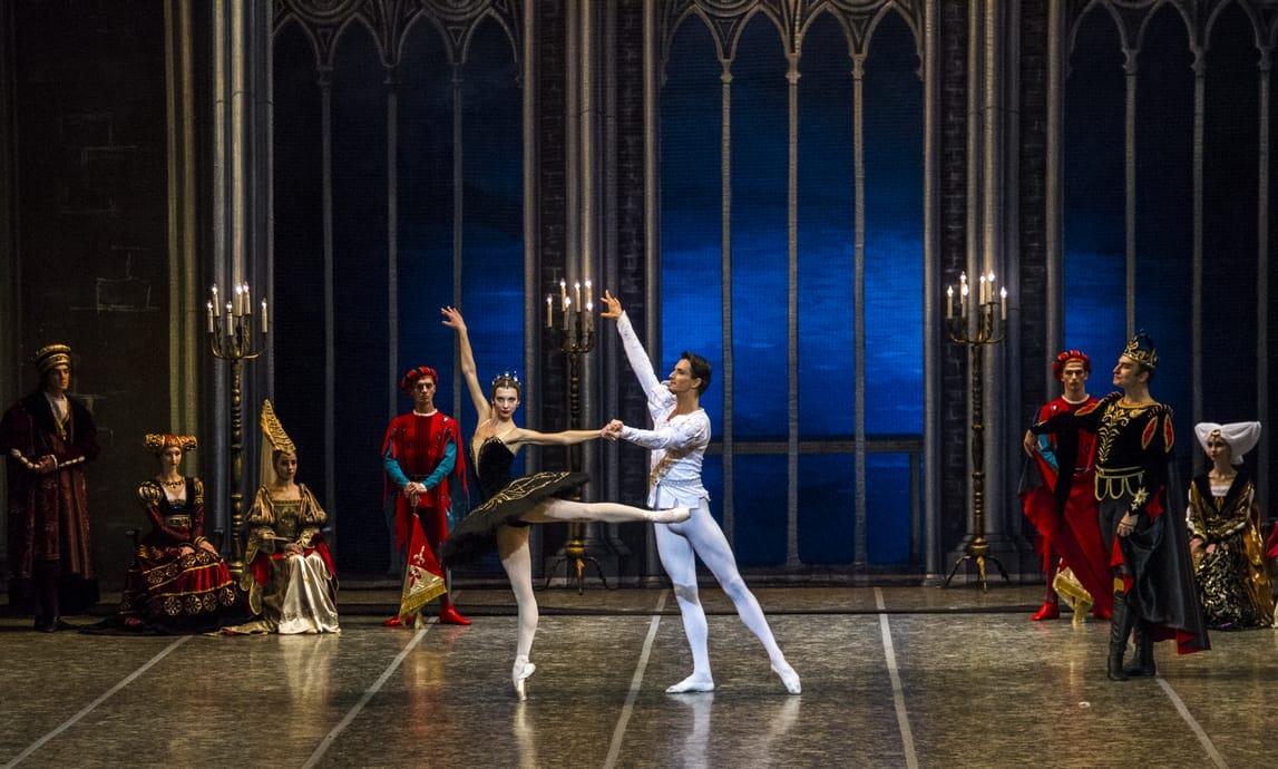 Какой самый популярный балет. Сочи фестиваль балета. Какой самый популярный балет. Спящая красавица якобсона балет. Балетмейстеры лебединое озеро в большом театре.