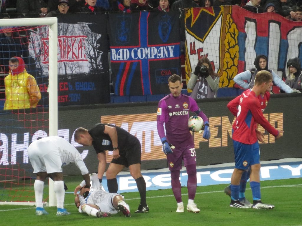 Альберт батыргазиев удмуртия. Минаков силва. Эдсон барбоза макван амирхани. Ближайшие боксерские поединки. Павел дорошилов боксер.