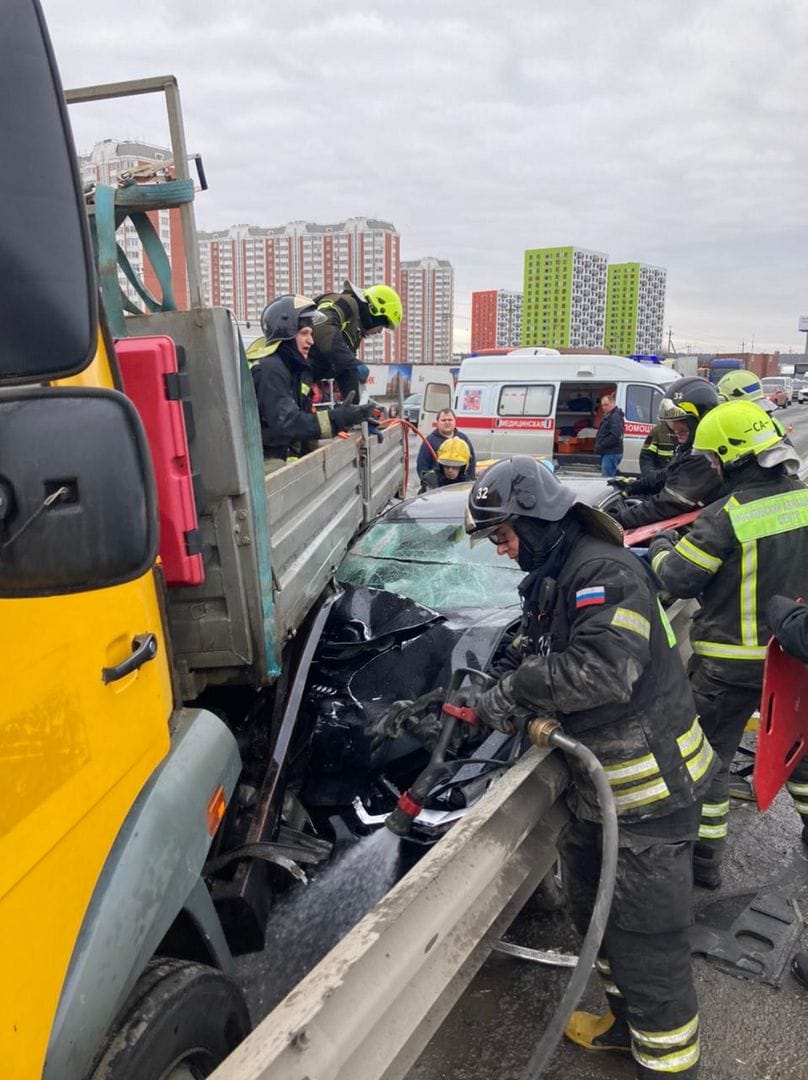 Что происходит симферопольский шоссе. Дтп на симферопольском шоссе сейчас. Что происходит симферопольский шоссе. Симферопольское шоссе 1994 фото. Что происходит симферопольский шоссе.