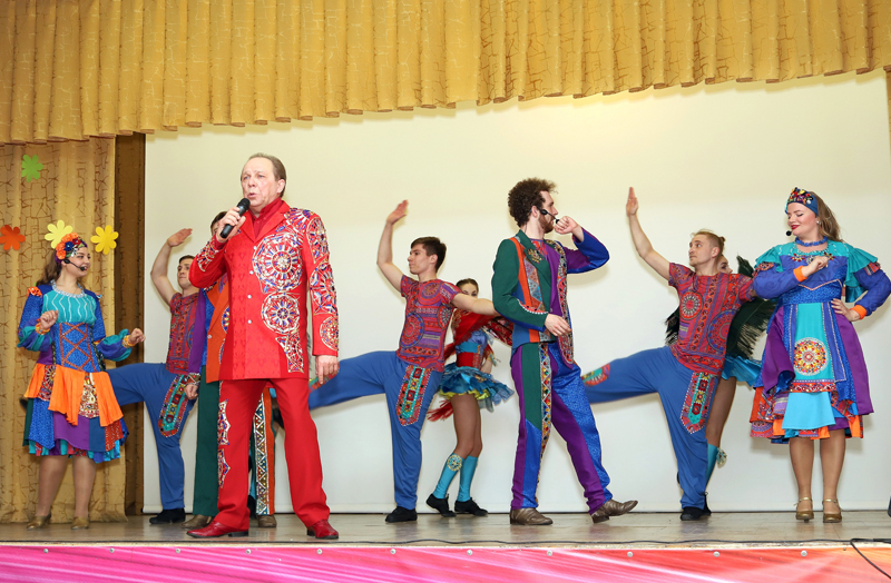 ВЛАДИМИР ДЕВЯТОВ