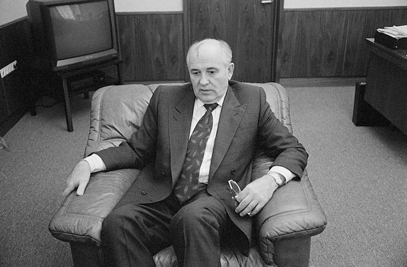 Михаил Горбачев, Москва, 1993 год