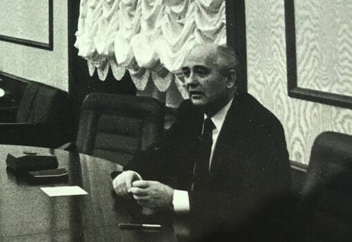 Котляр и Горбачев фото Валерия Скокова