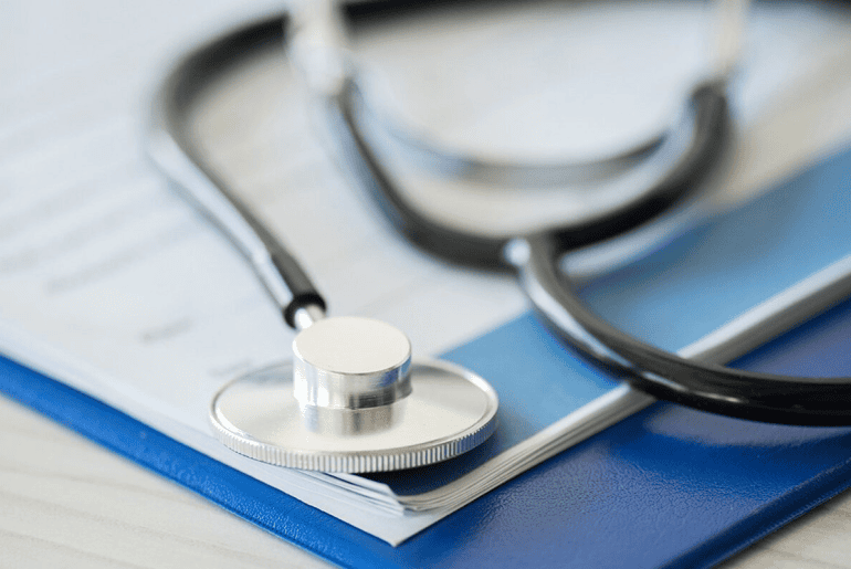 Как правильно пользоваться контактными линзами зимой?