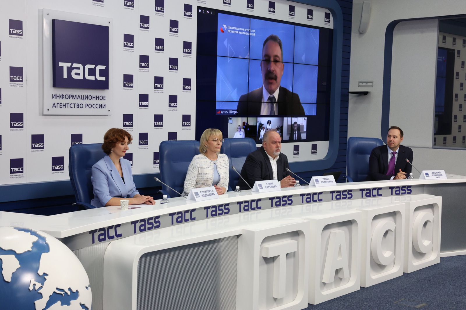 лучшая медсестра 2022