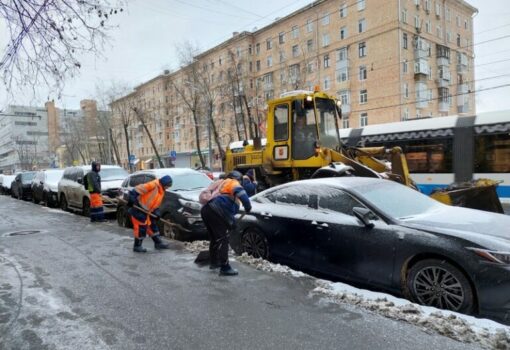 снег, зима, уборка снега фото Яна Маевская