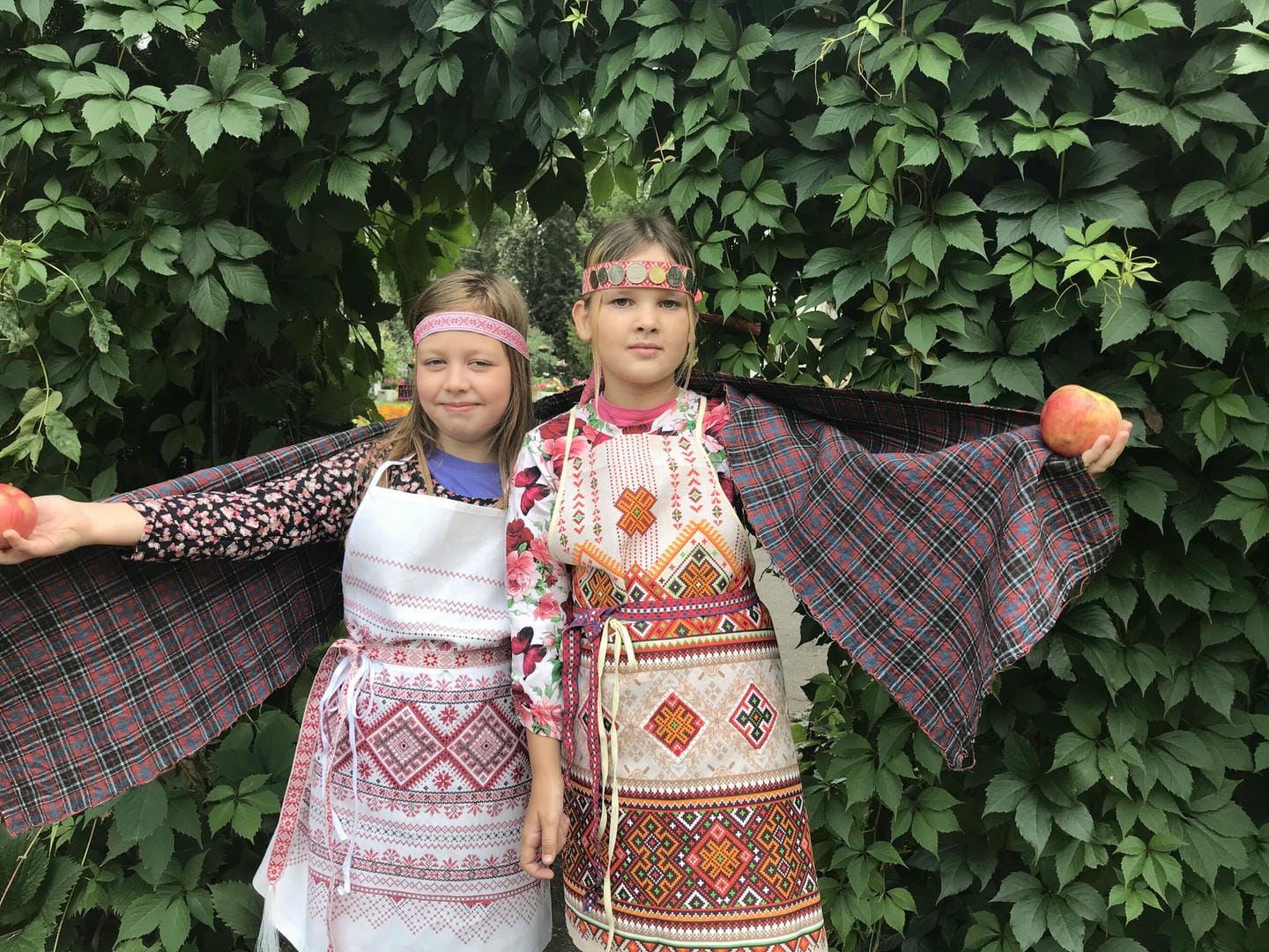 Яговкина Д.А., 9 лет, Лукина М.Д. 9 лет