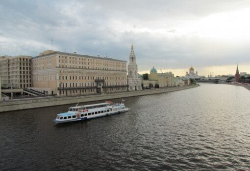 Москва, Москва-река, речной транспорт, фото Ольги Давыдовой