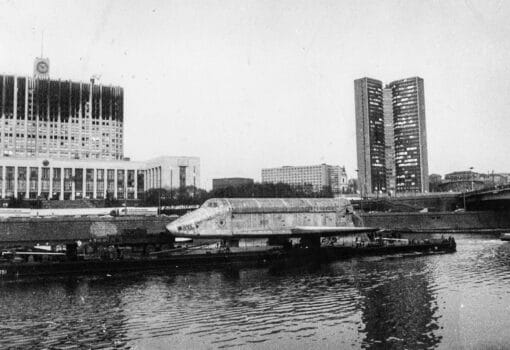 1993 год, Белый дом, сгоревщий белый дом, буран