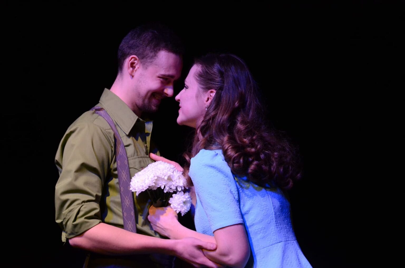 взаимоотношения мужчины и женщины. квартира оформлена на мужа права жены. квартира оформлена на мужа права жены. поздравление с разводом мужчине. живут ли после развода вместе.