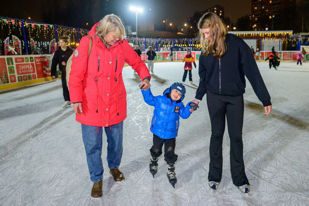 каток лед зима Фото: MOS.RU