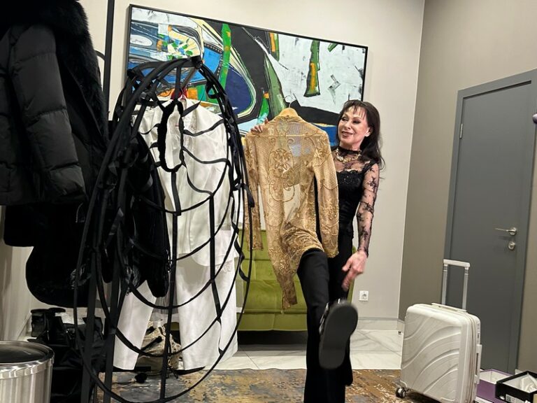 Марина Хлебникова – 35 лет в сольном плавании