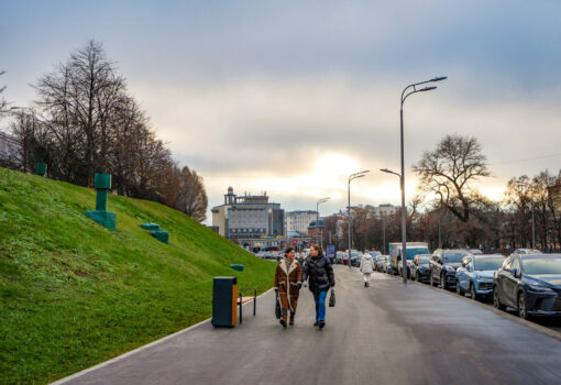 У будущей станции метро «Достоевская» проведено благоустройство территории