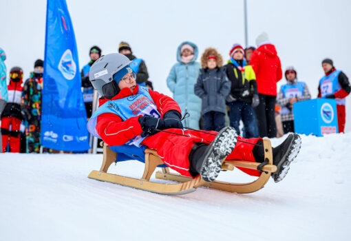 зима, санки, дети спорт Фото: MOS.RU