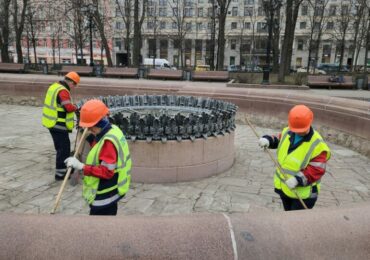 Пётр Бирюков: Началась промывка фонтанов на Пушкинской площади и в Новопушкинском сквере