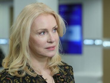 Сказка – ложь, да в ней намек: Мария Шукшина и Данила Козловский не сошлись во мнениях о российском кино о сказочных личностях