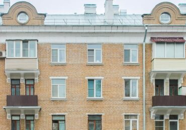 Капремонт в деталях: в САО обновили дома с богатой историей