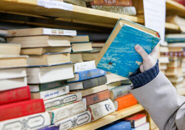 Две общегородские акции по сбору одежды и книг прошли в столице